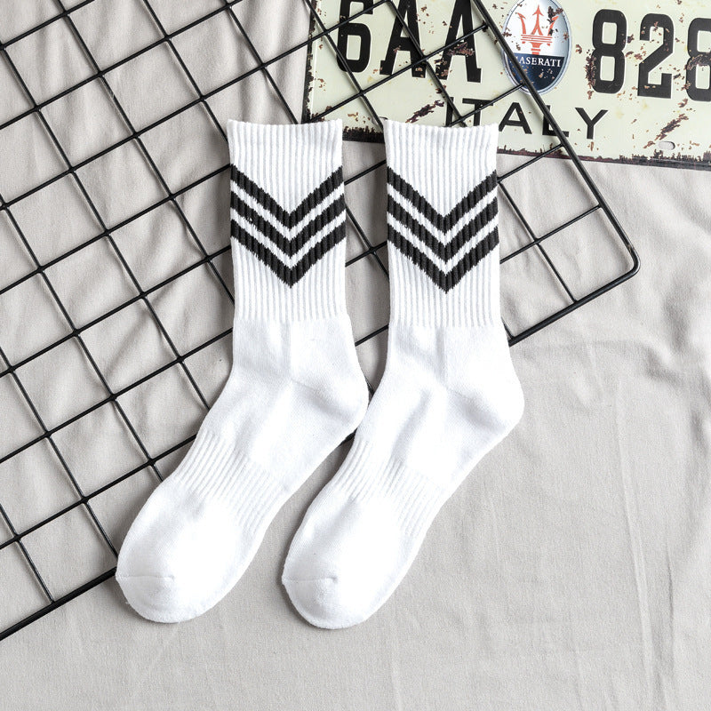 Towel Bottom High Tube Cotton Socks Black and White Basketball Tide in 1Style