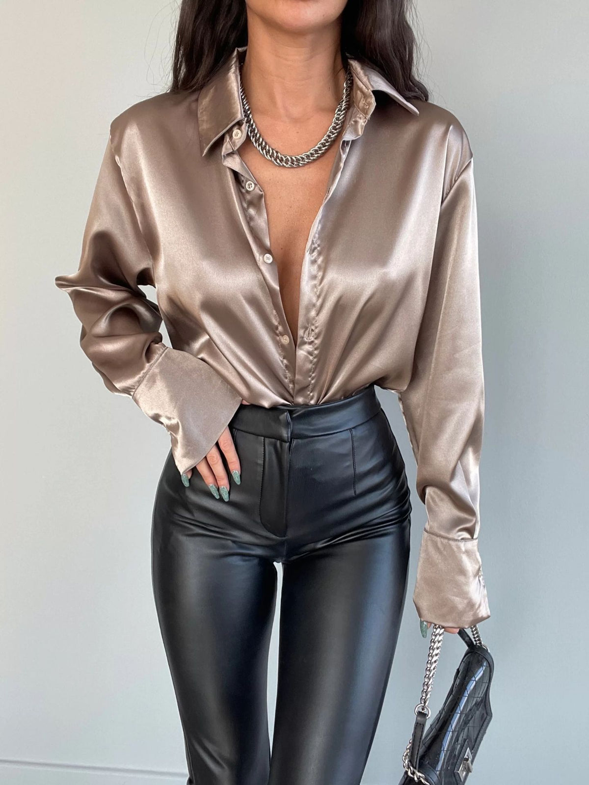 Single-breasted Long Sleeve Lapel Shirt Sexy Women Clothing in White