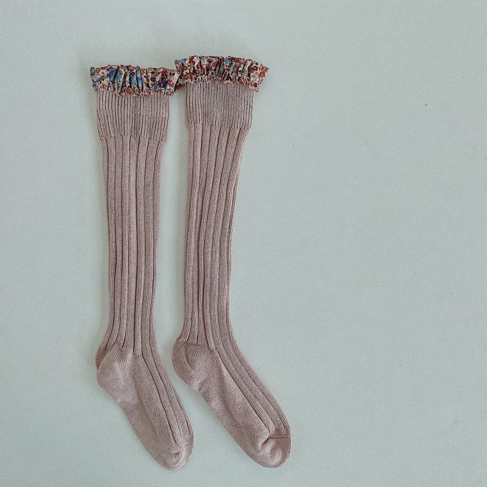 Double Needle Children's Socks, Middle Tube, Girls'' Trendy in Raspberry