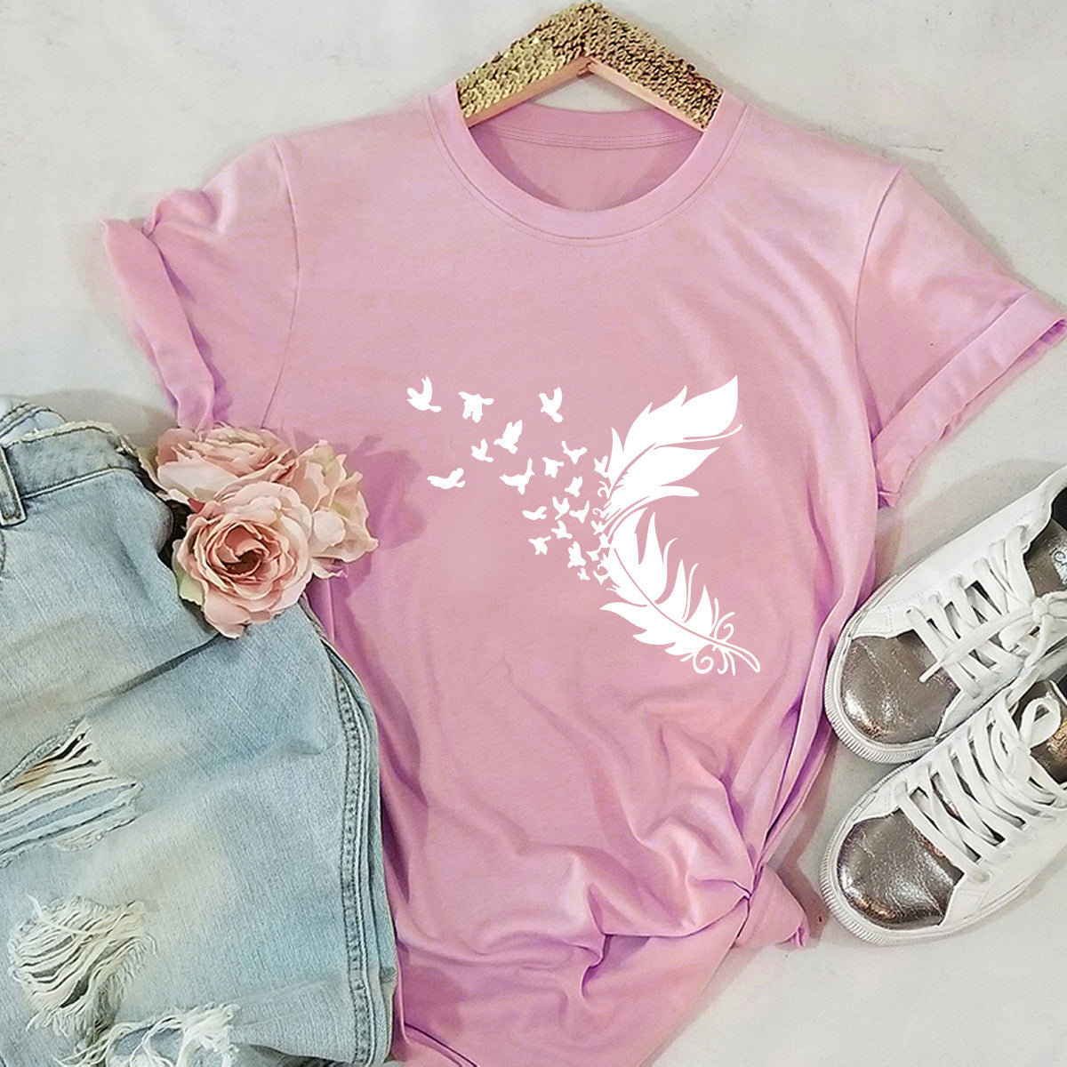 Summer Plus Size Women Clothing New Feather Print T-shirt in Pink