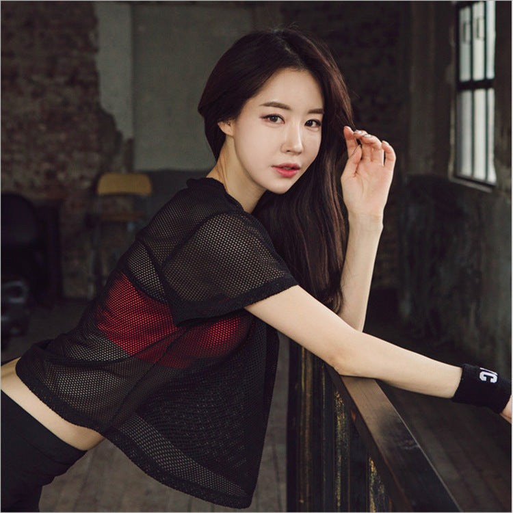 Women Yoga Shirt Hollow Out Mesh Blouse Crop Tops Sports Running Tshirt Breathable Fitness Gym Clothing for in Black
