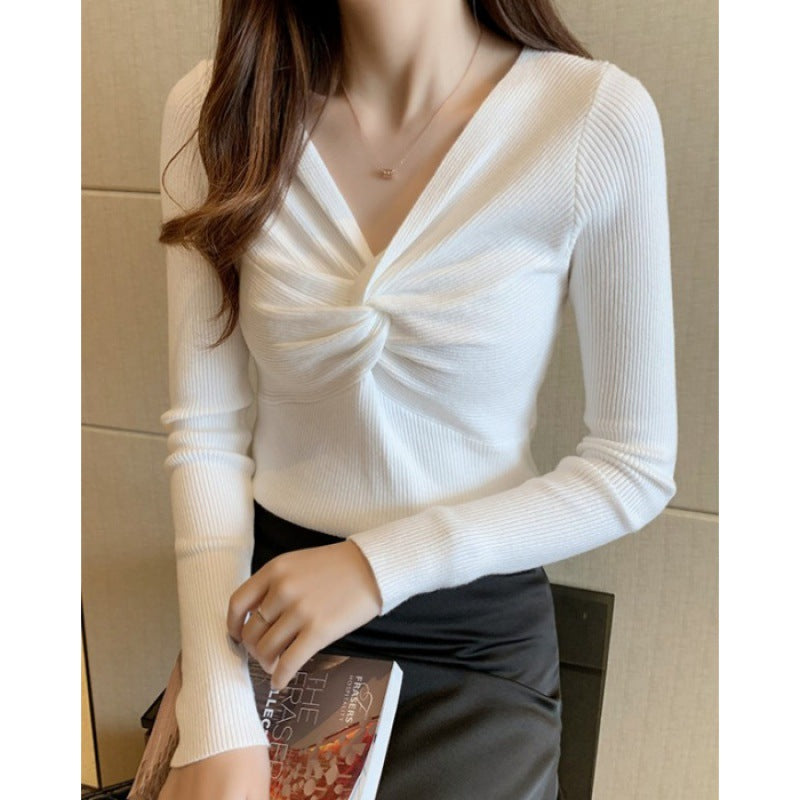 Autumn and Winter Clothing New Kinked Design Slim-fit Cashmere Knitwear for Women in Yellow