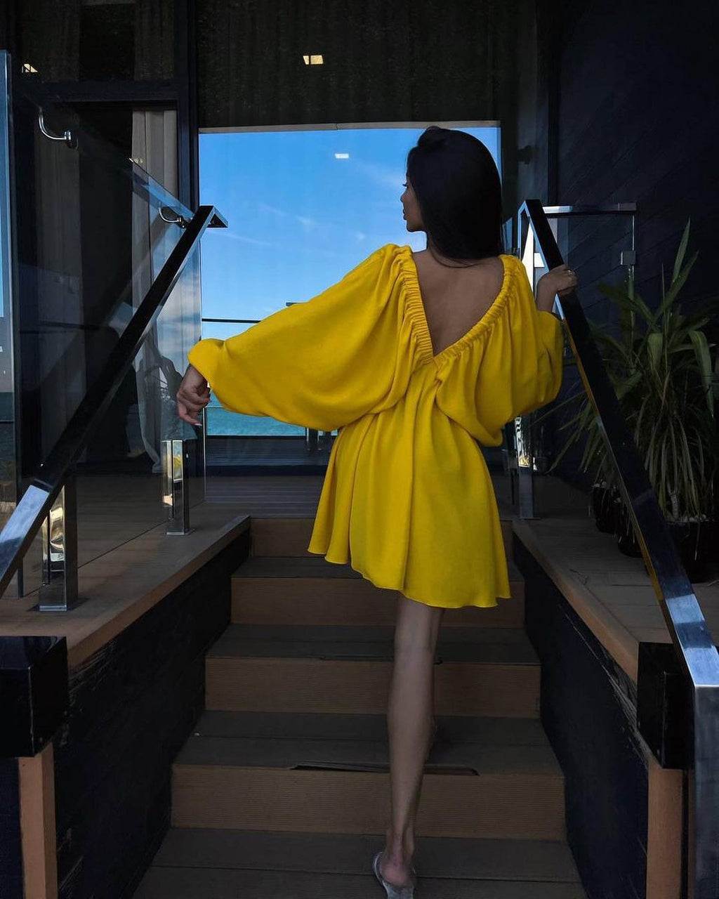 V-neck Lantern Sleeve Dress Fashion Loose Long-sleeved Dresses for Women Clothing in Black