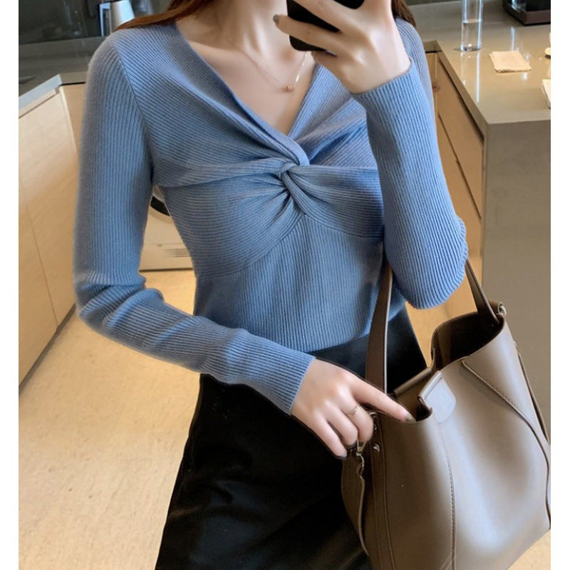 Autumn and Winter Clothing New Kinked Design Slim-fit Cashmere Knitwear for Women in Pink