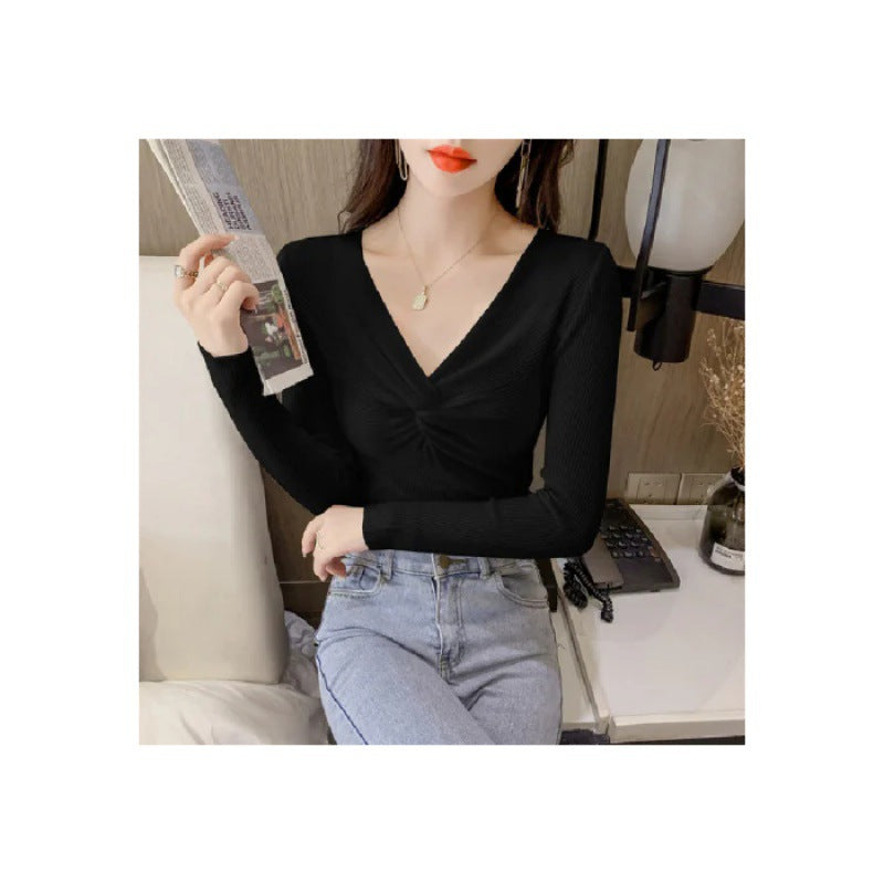 Autumn and Winter Clothing New Kinked Design Slim-fit Cashmere Knitwear for Women in Blue